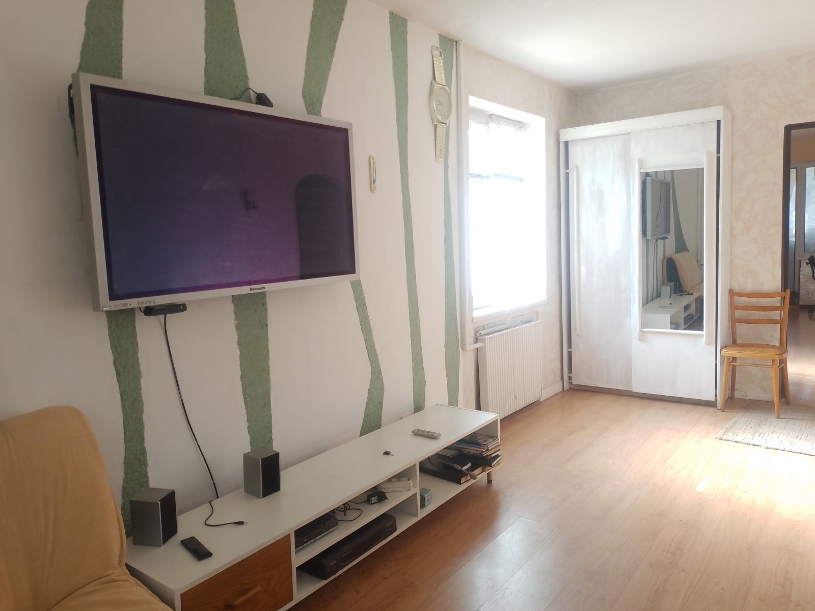 Оренда 3-кімнатної квартири 60 м², Симиренка вул., 5