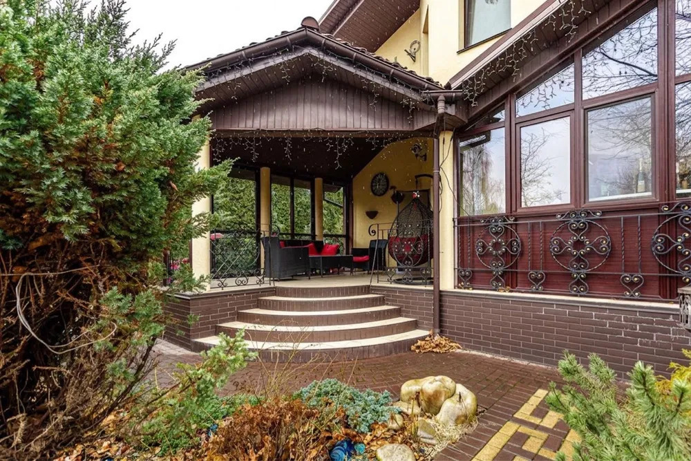 Аренда дома 357 м²