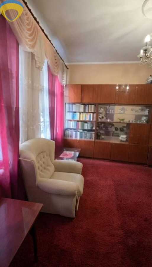 Продажа 3-комнатной квартиры 46 м², Прохоровская ул.
