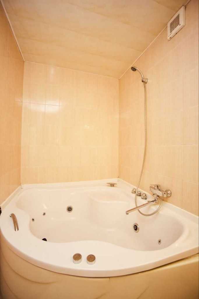 Аренда 1-комнатной квартиры 50 м², Театральный, 12