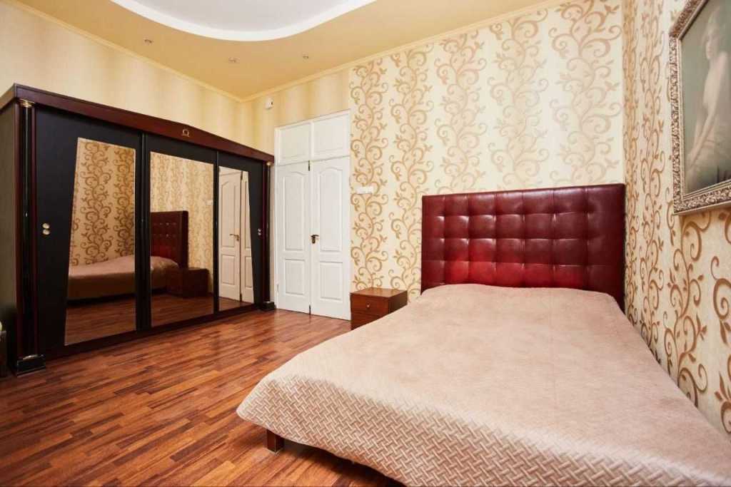 Аренда 1-комнатной квартиры 50 м², Театральный, 12