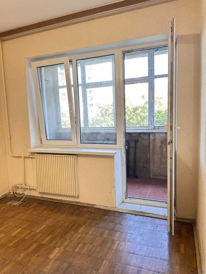 Продаж 1-кімнатної квартири 30 м², Маршала Рокосовського просп., Рокоссовського, 3