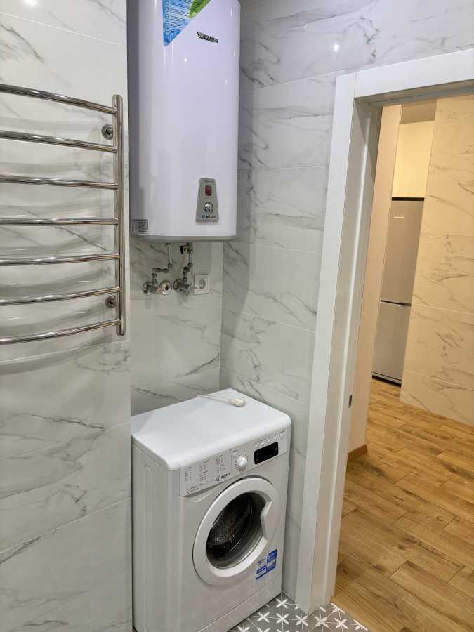 Оренда 1-кімнатної квартири 43 м², Юрія Кондратюка вул., 5