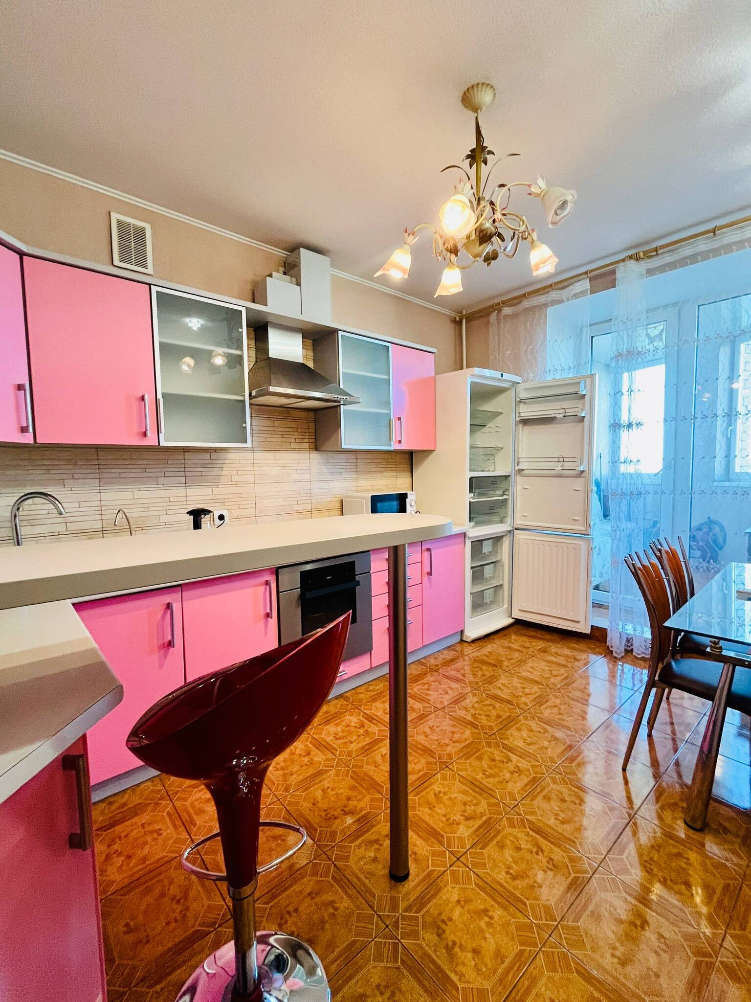 Оренда 3-кімнатної квартири 70 м², Литовська вул.