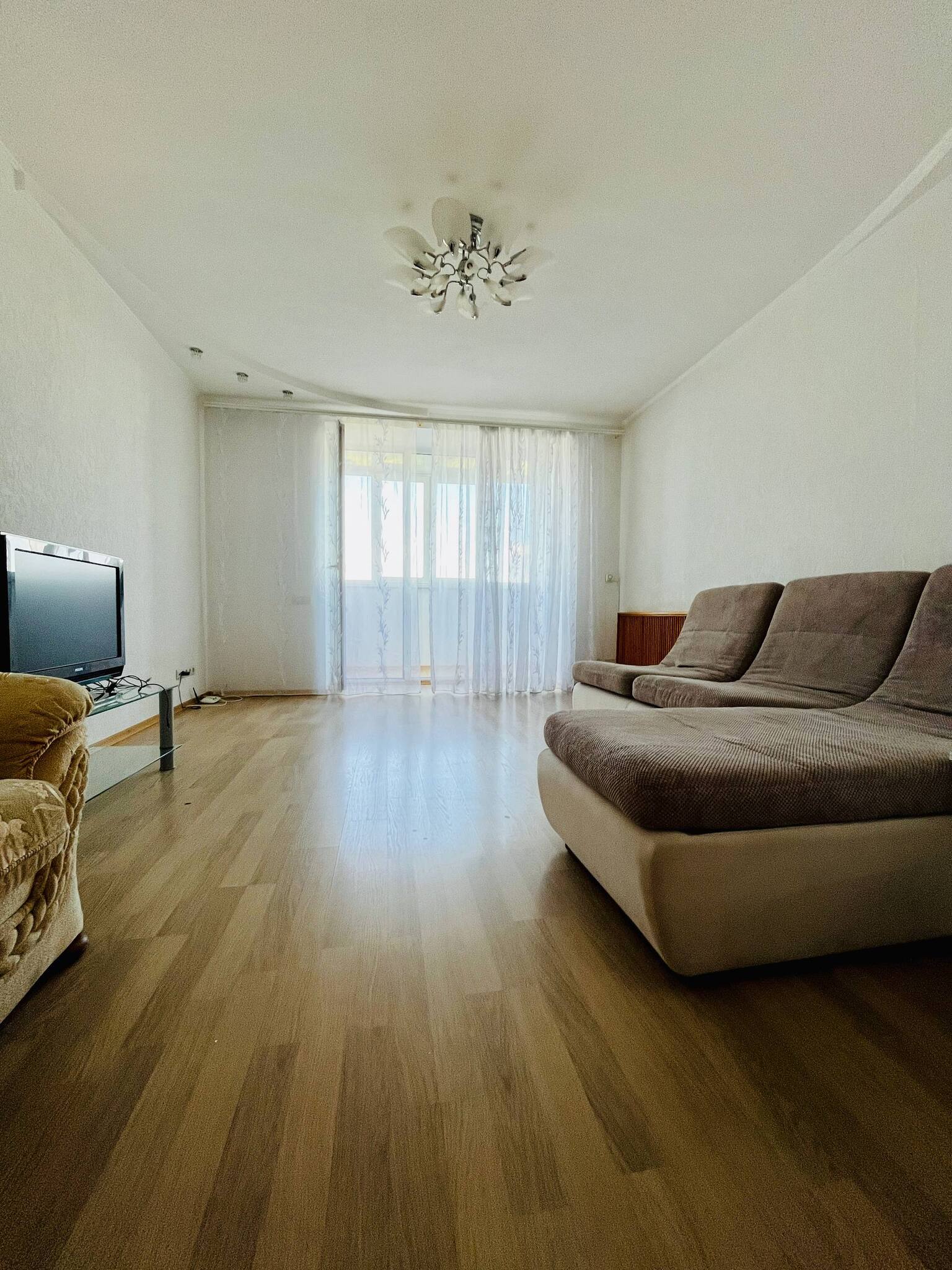 Оренда 3-кімнатної квартири 70 м², Литовська вул.