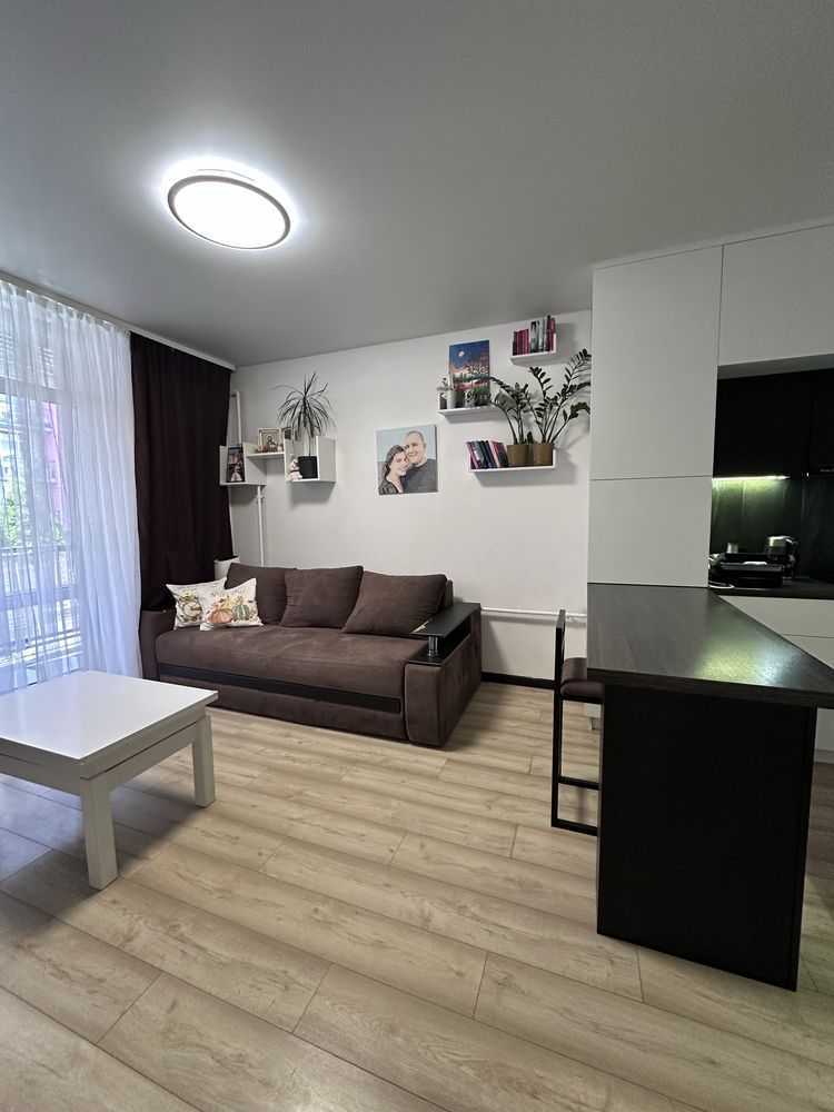 Продаж 1-кімнатної квартири 41.4 м², Соборна вул., 103/14