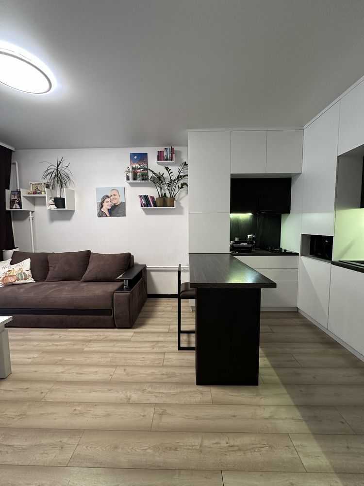 Продаж 1-кімнатної квартири 41.4 м², Соборна вул., 103/14
