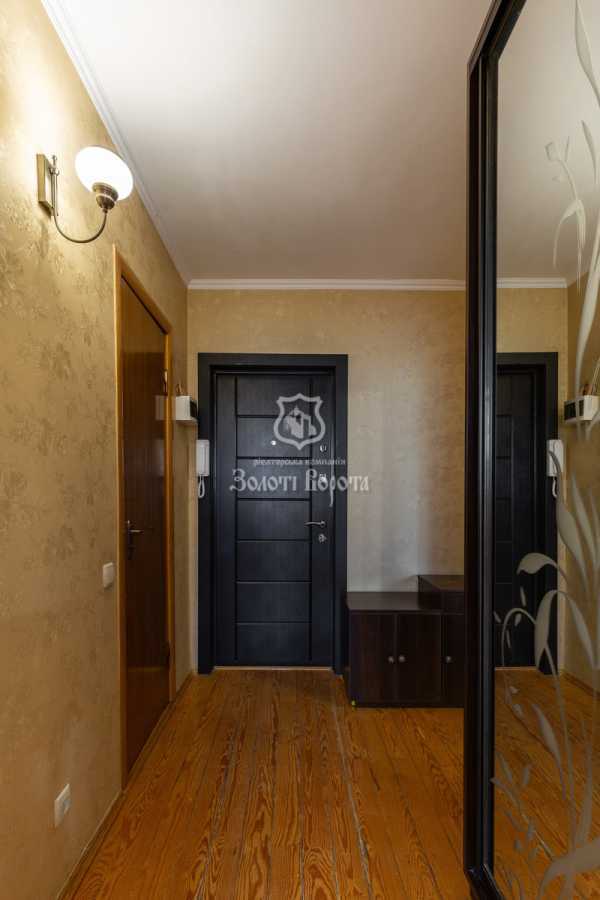 Продаж 1-кімнатної квартири 41.7 м², Лариси Руденко вул., 3Б