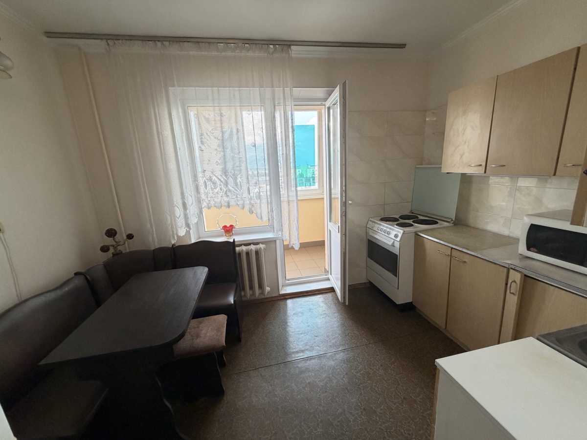 Оренда 1-кімнатної квартири 38.2 м², 33-я Садоваа вул.