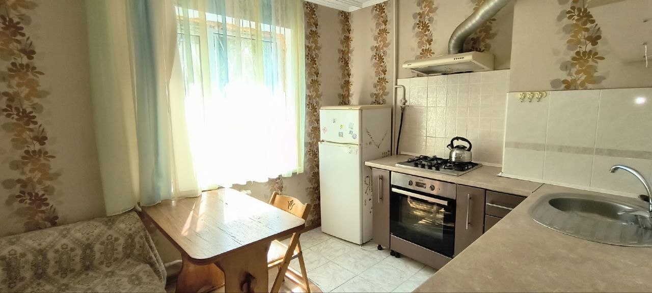 Продаж 1-кімнатної квартири 34 м², Академіка Глушко просп.
