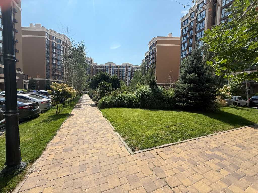Продажа 1-комнатной квартиры 39 м², Мартынова просп.