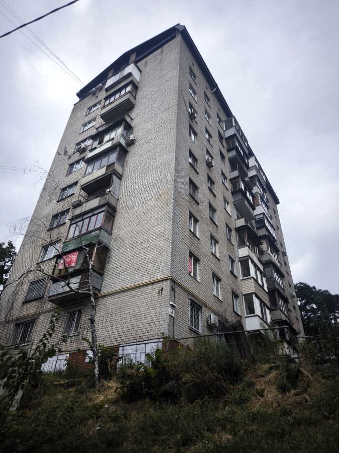 Продажа 3-комнатной квартиры 82 м², Лабораторный пер., 4