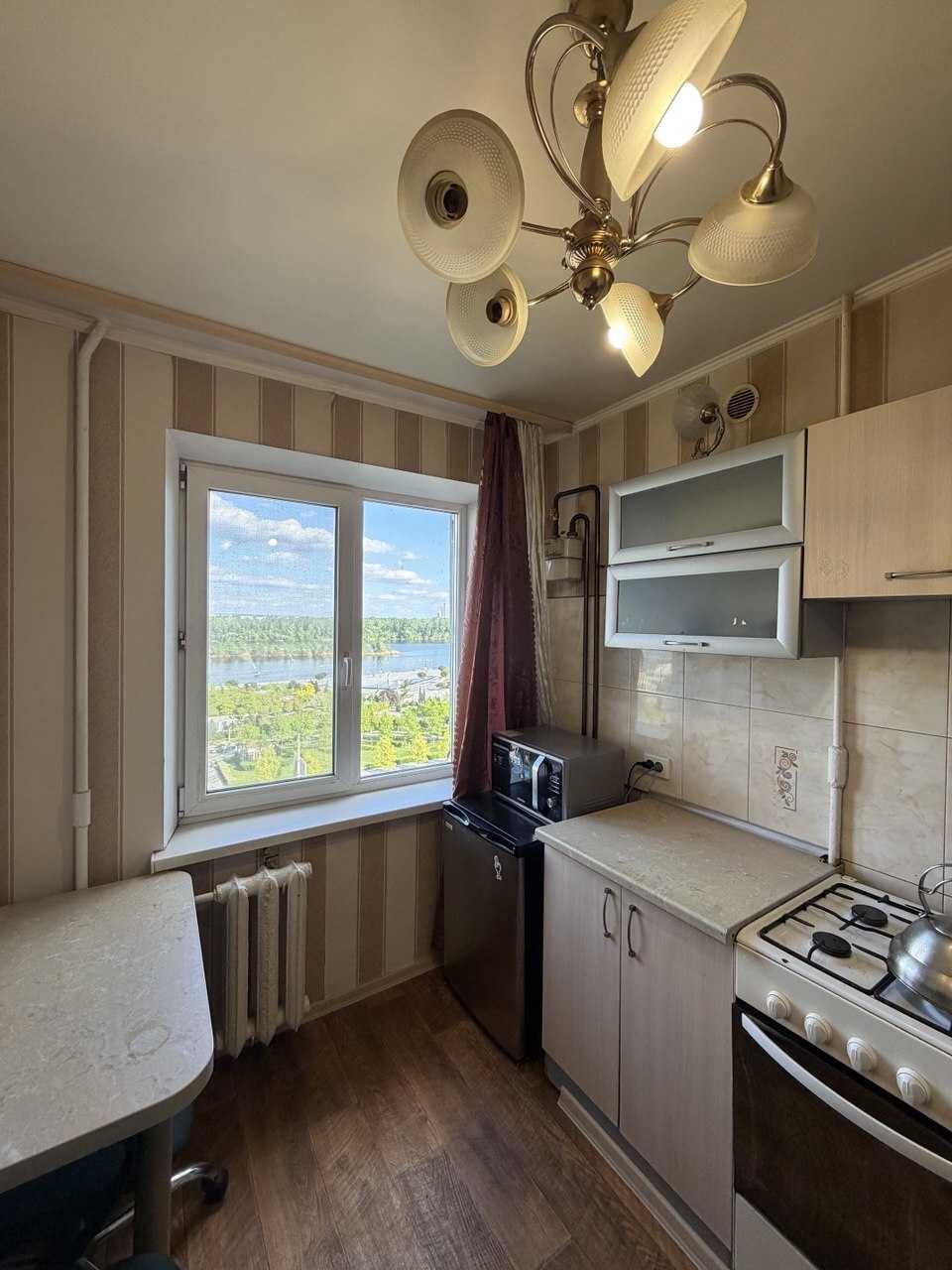Продаж 3-кімнатної квартири 58 м², Набережна Перемоги вул.