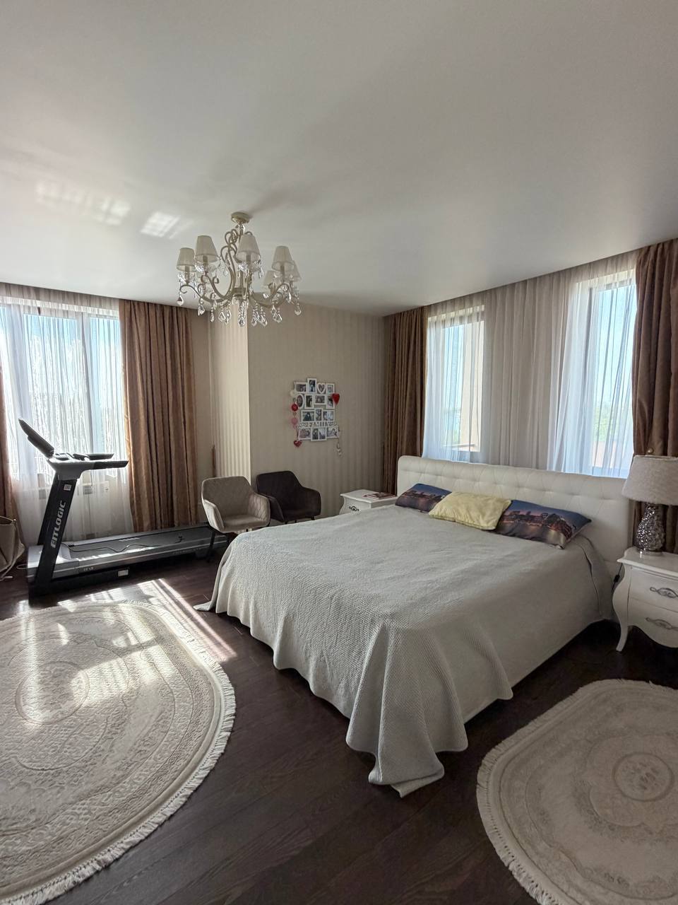 Продаж будинку 320 м²