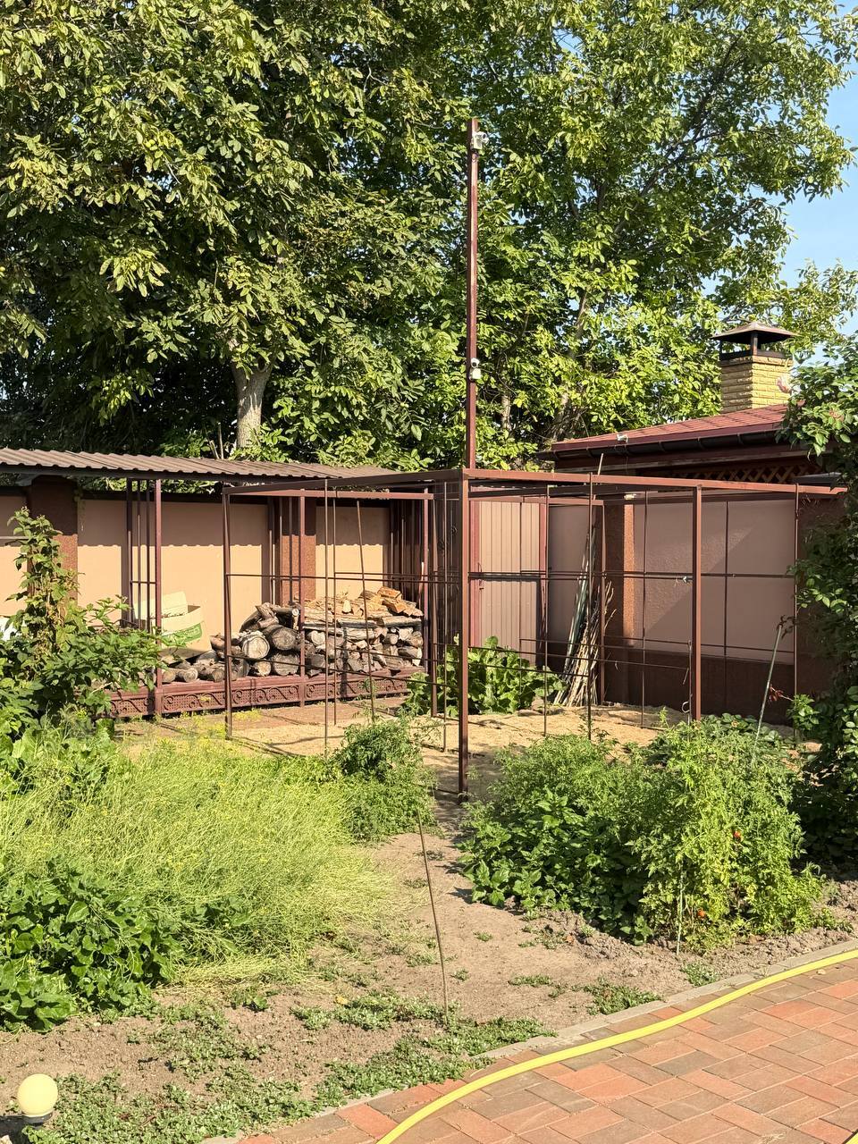 Продаж будинку 320 м²