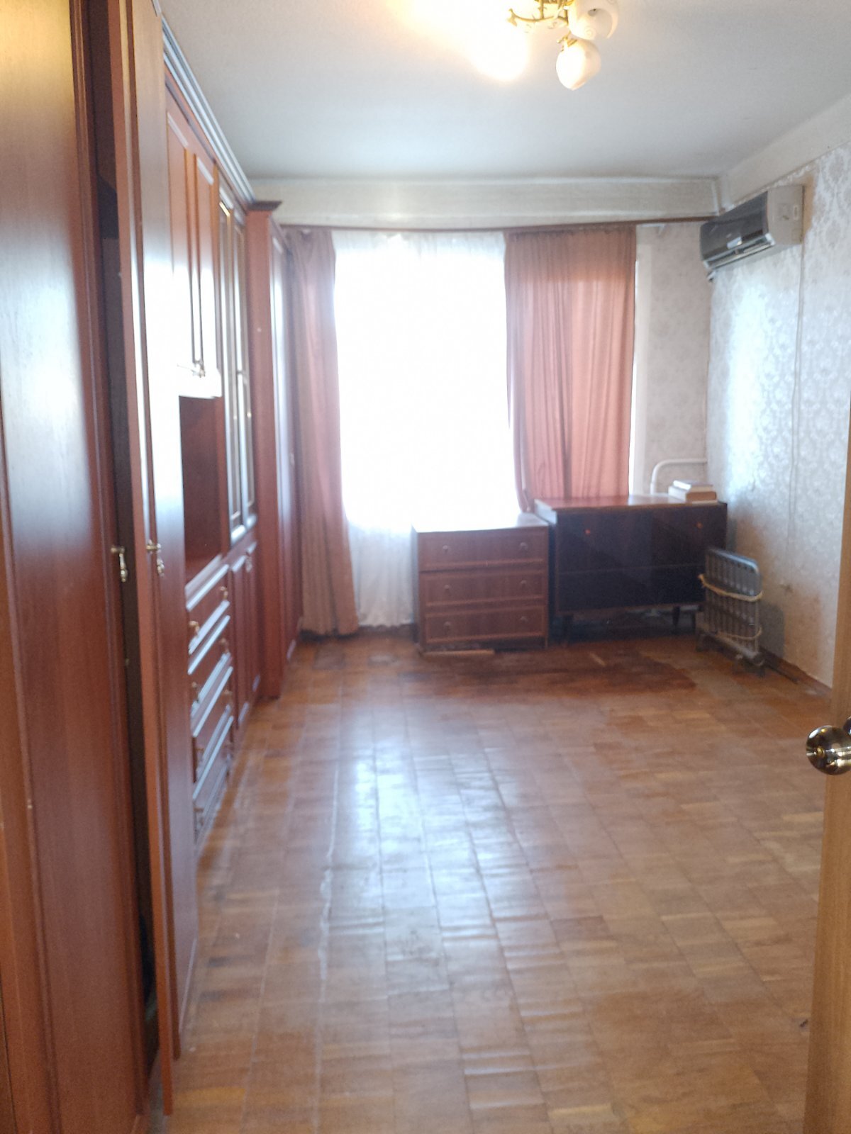 Продажа 2-комнатной квартиры 46 м², Героев Севастополя ул., 8