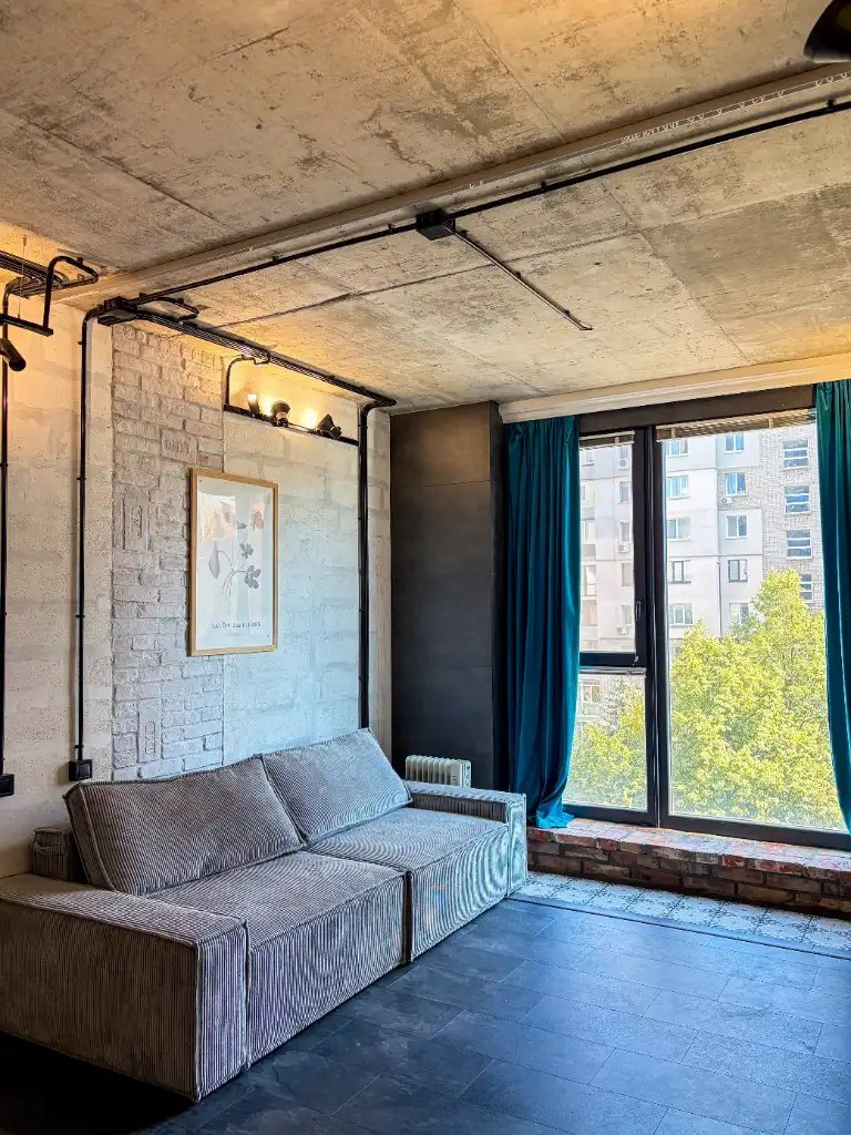 Продаж 1-кімнатної квартири 43 м², Володимира Вернадського вул.