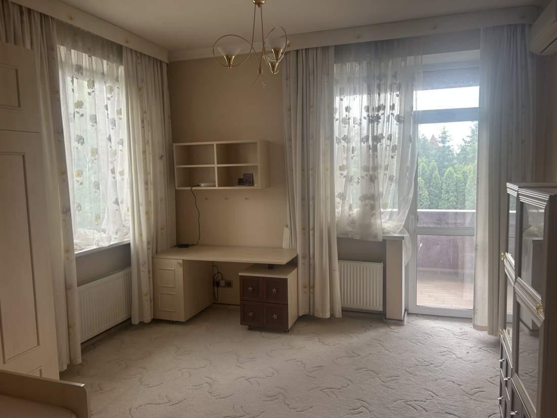 Аренда дома 280 м²