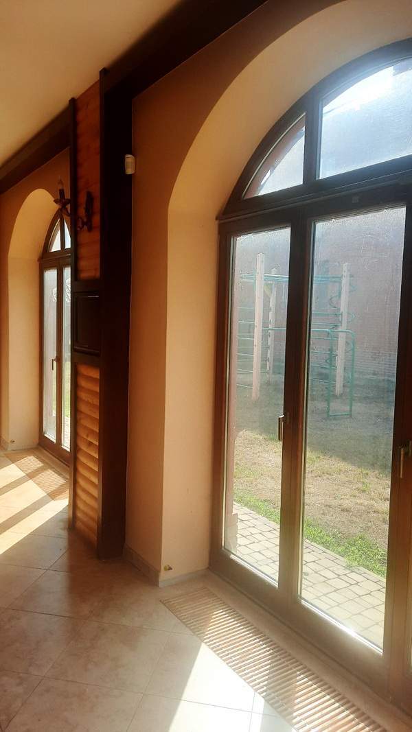 Аренда дома 280 м²
