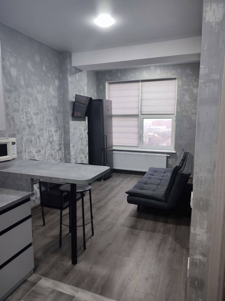 Аренда 2-комнатной квартиры 42 м², Староказацкая ул.