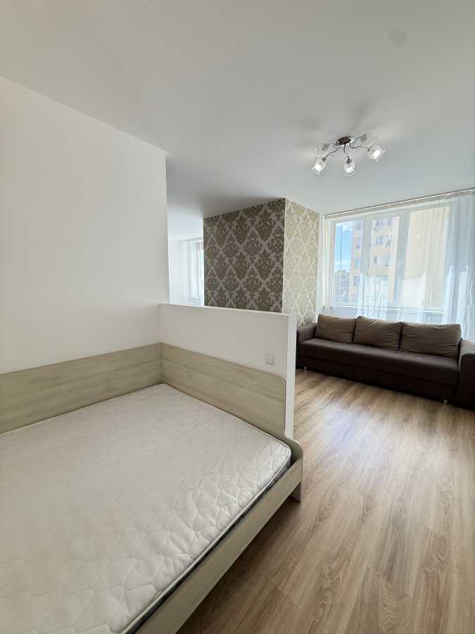Продажа 1-комнатной квартиры 38.2 м², Леси Украинки ул., 21