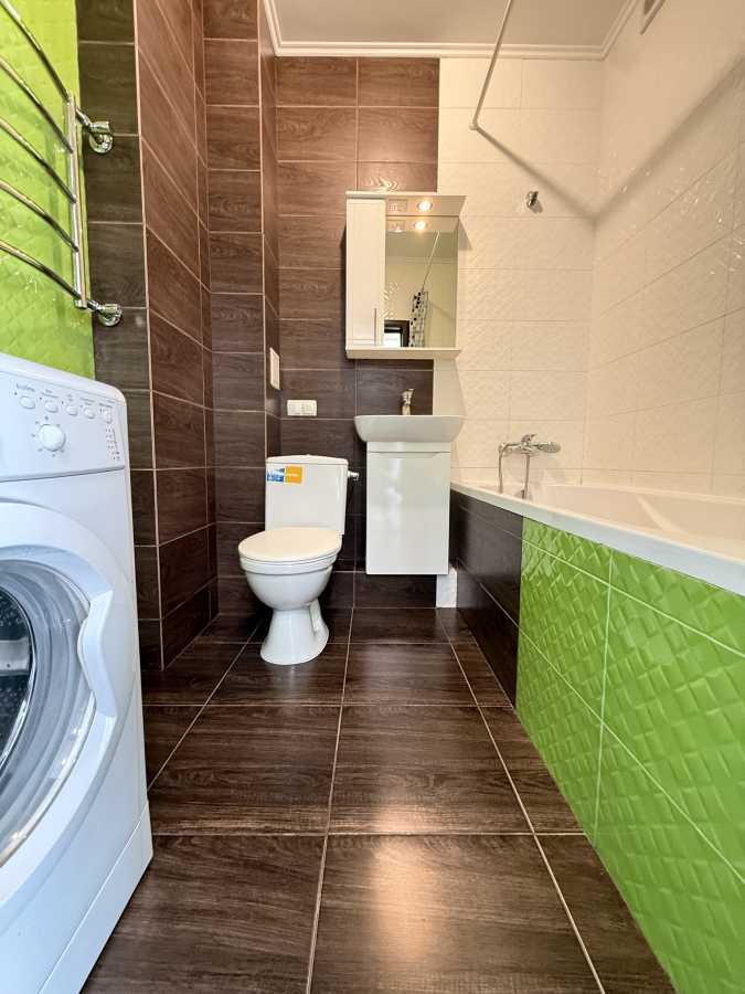 Продажа 1-комнатной квартиры 38.2 м², Леси Украинки ул., 21