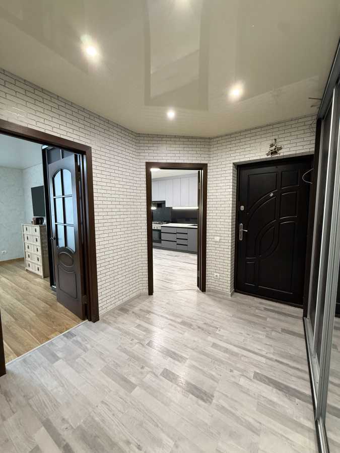 Продажа 2-комнатной квартиры 62.5 м², Жулянская ул., 1-Б