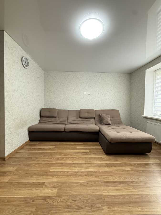 Продажа 2-комнатной квартиры 62.5 м², Жулянская ул., 1-Б