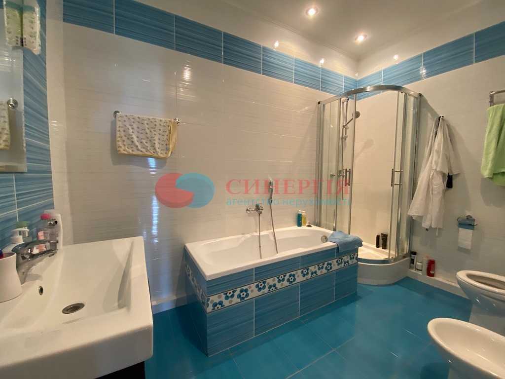 Продажа 3-комнатной квартиры 104 м², Дмитриевская ул., 80