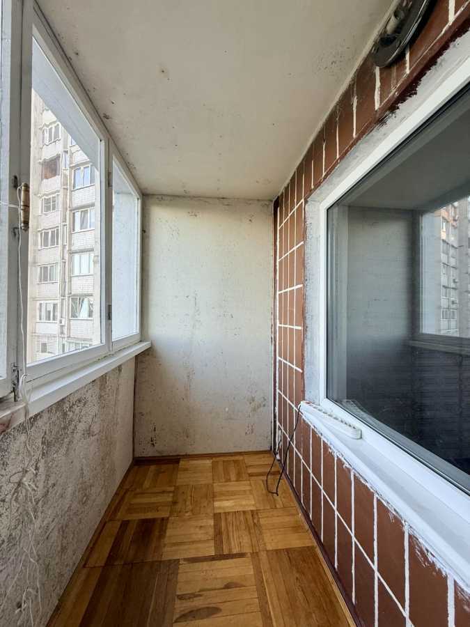Продажа 3-комнатной квартиры 76 м², Академика Заболотного ул., 106