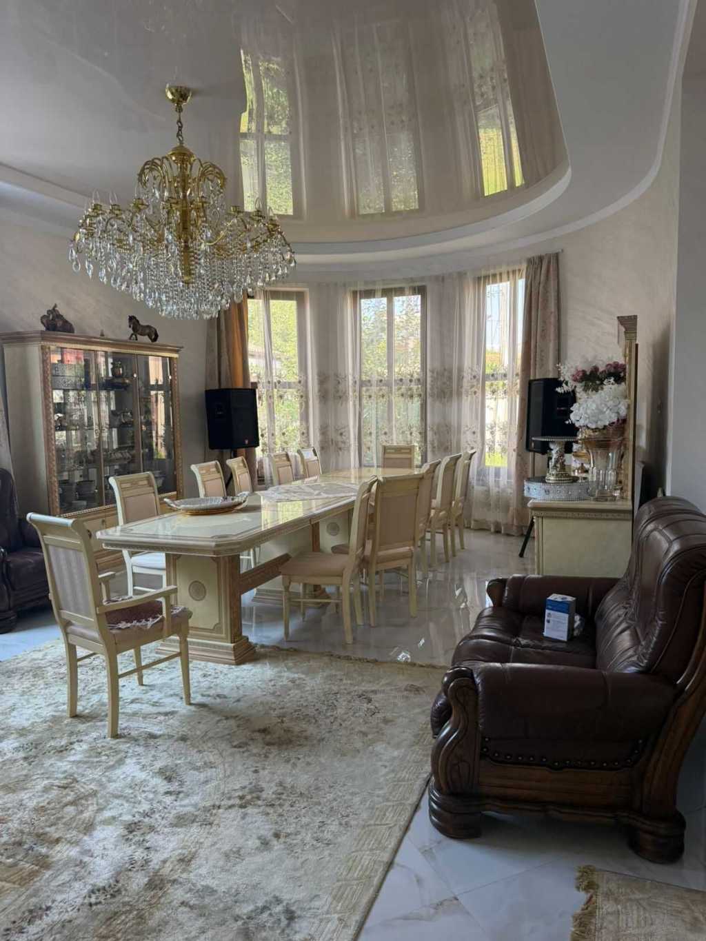 Продажа дома 280 м², Варшавская ул.