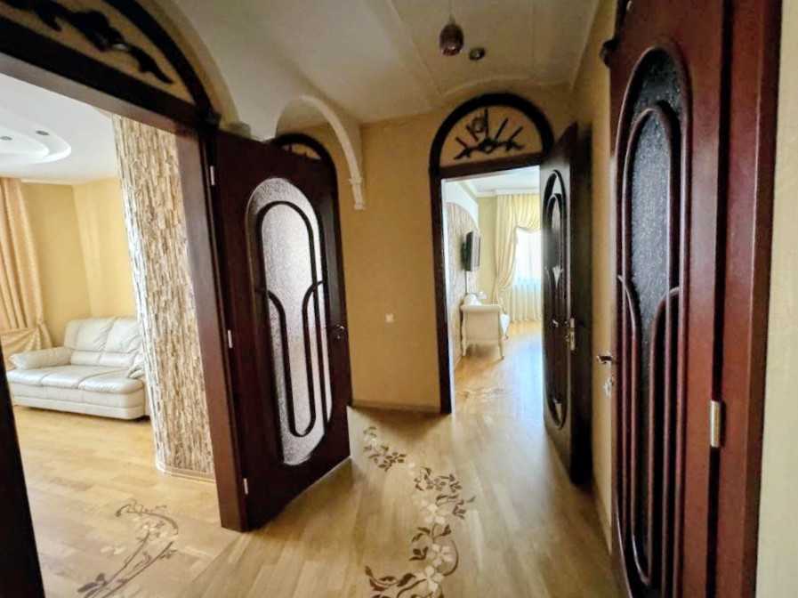 Аренда 4-комнатной квартиры 130 м², Шевченко просп., 4Б