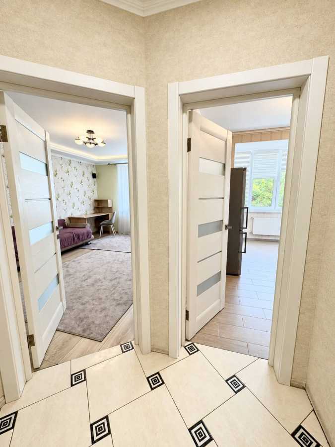Продажа 1-комнатной квартиры 42.2 м², Котляревского ул., 31Б