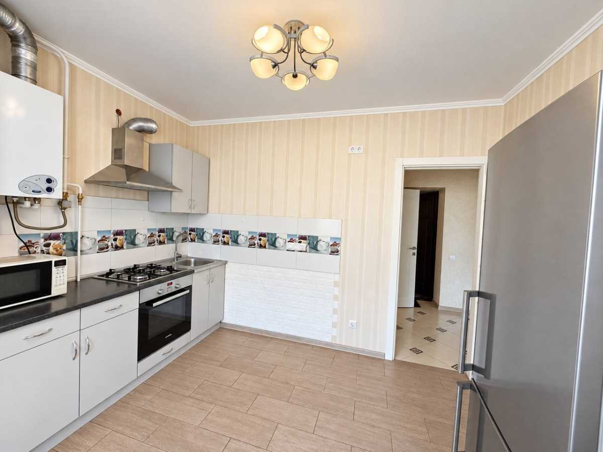 Продажа 1-комнатной квартиры 42.2 м², Котляревского ул., 31Б