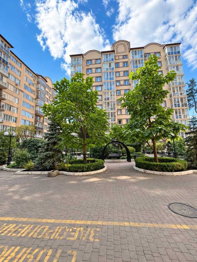 Продажа 1-комнатной квартиры 42.2 м², Котляревского ул., 31Б