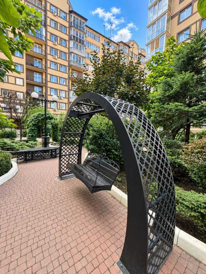 Продажа 1-комнатной квартиры 42.2 м², Котляревского ул., 31Б