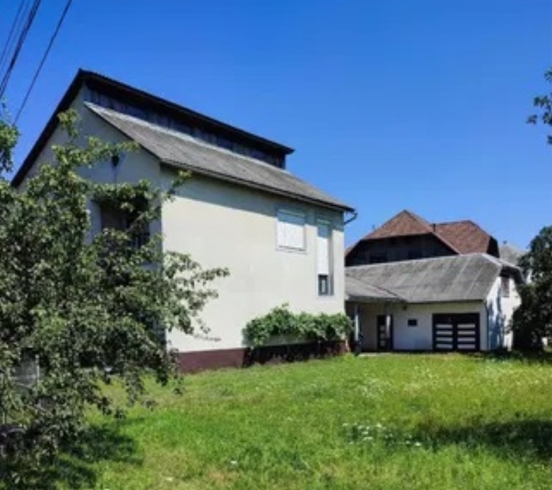 Продаж будинку 170.9 м², Хустський район, Закарпатська область