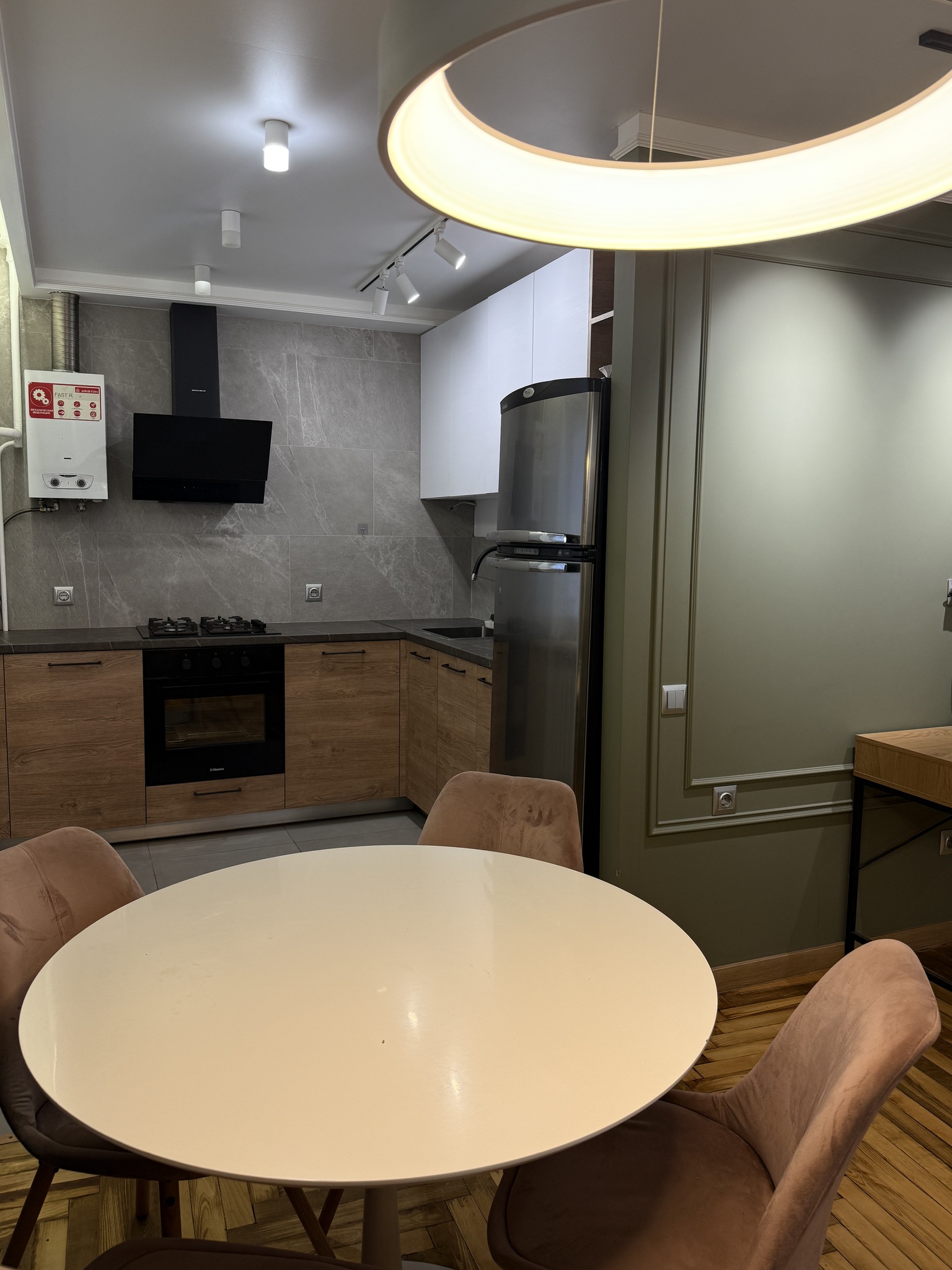 Аренда 3-комнатной квартиры 56 м², Победы ул., 93