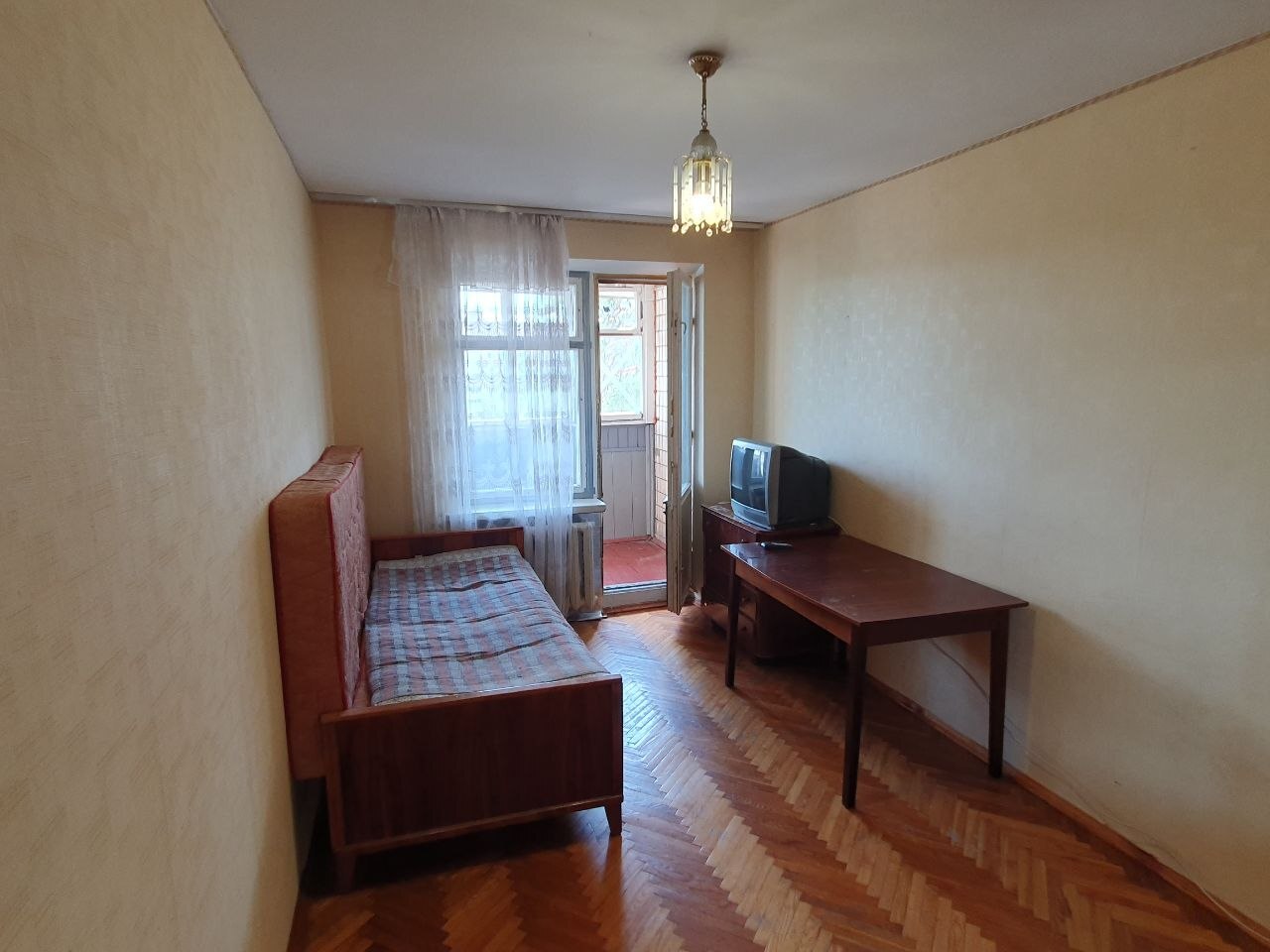 Продажа 3-комнатной квартиры 71 м², Юрия Литвинского ул., 82