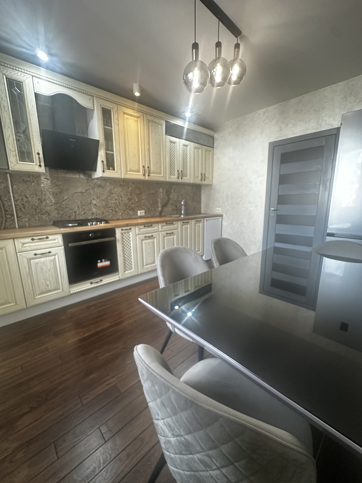 Продажа 3-комнатной квартиры 79.4 м², європейська 3