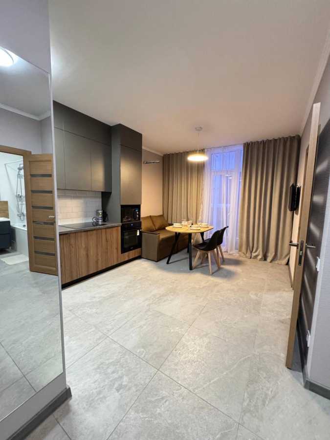 Аренда 1-комнатной квартиры 43 м², Федора Кричевского ул., Ернста