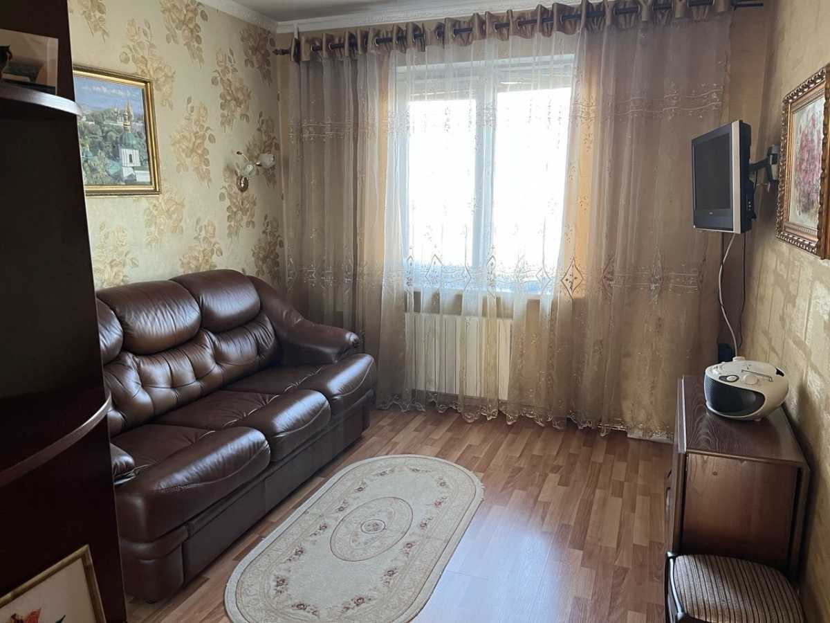 Продажа 3-комнатной квартиры 95.4 м², Науки просп., 54Б