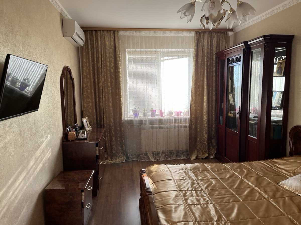 Продажа 3-комнатной квартиры 95.4 м², Науки просп., 54Б
