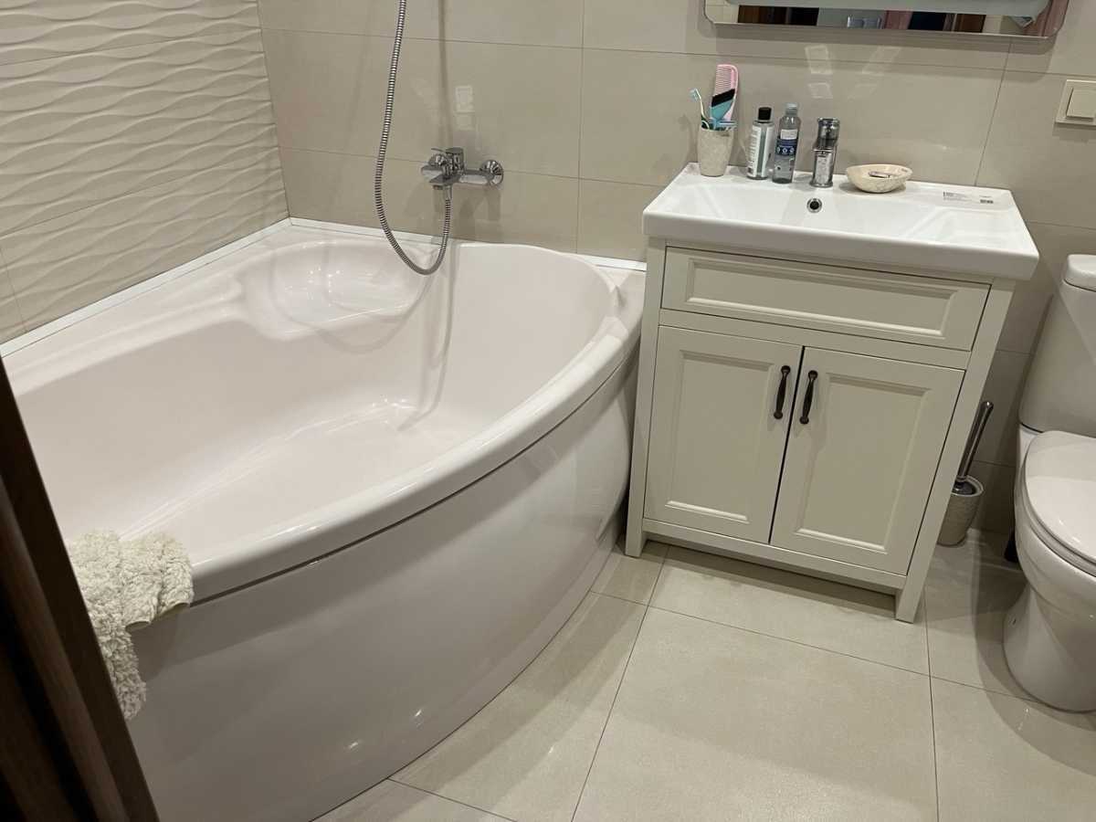 Продажа 3-комнатной квартиры 95.4 м², Науки просп., 54Б