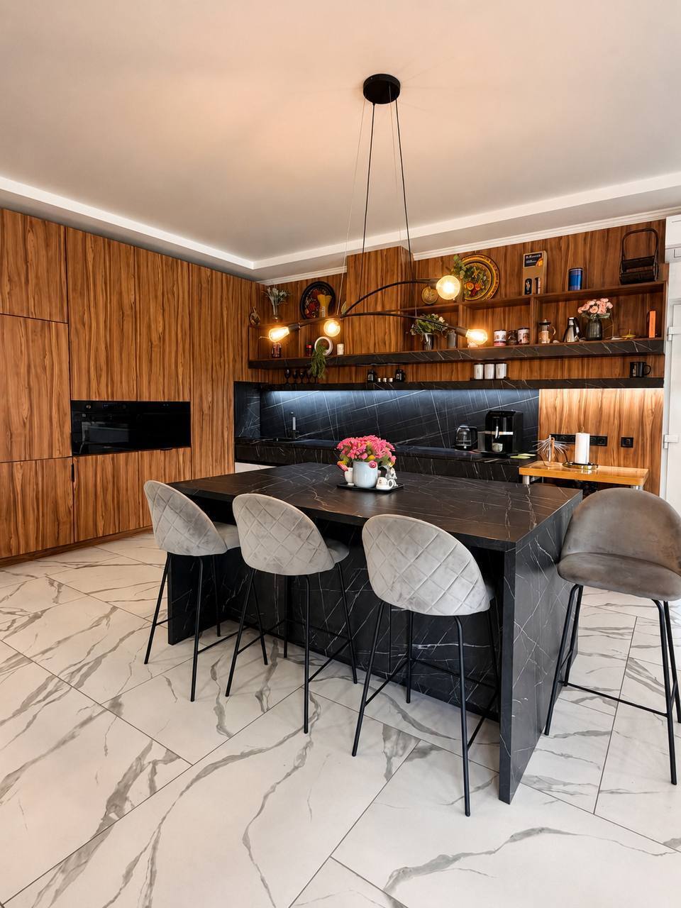 Оренда будинку 225 м²