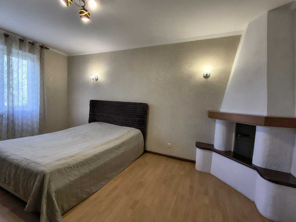 Продажа 3-комнатной квартиры 56 м², Военный городок 11-й ул.