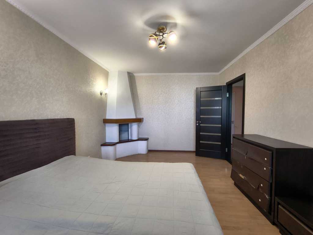 Продажа 3-комнатной квартиры 56 м², Военный городок 11-й ул.