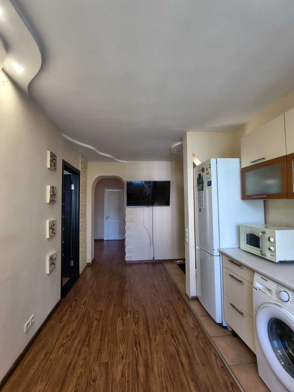 Продажа 3-комнатной квартиры 56 м², Военный городок 11-й ул.