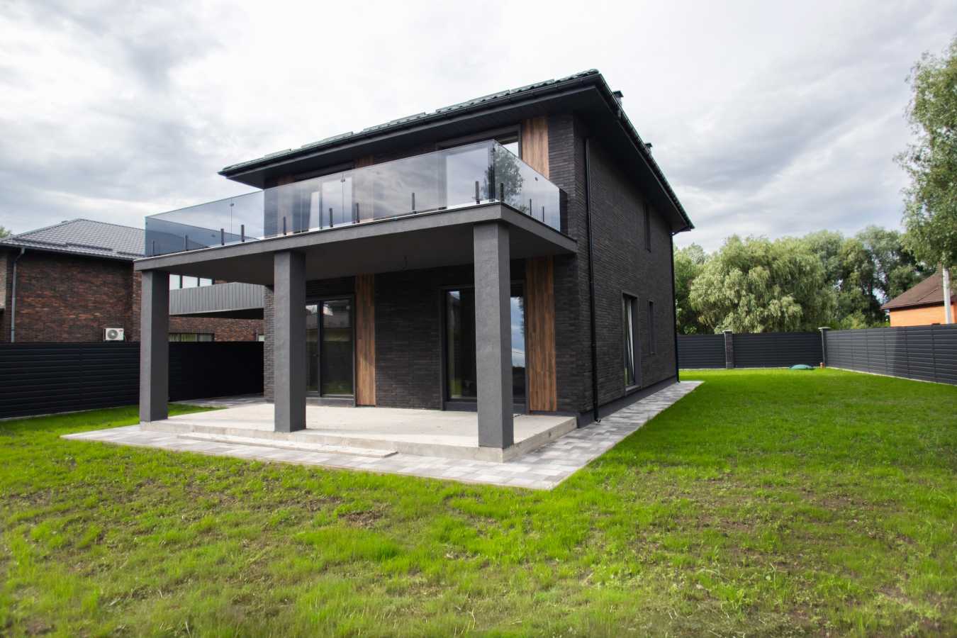 Продажа дома 200 м², Сергея Колоса ул., 5