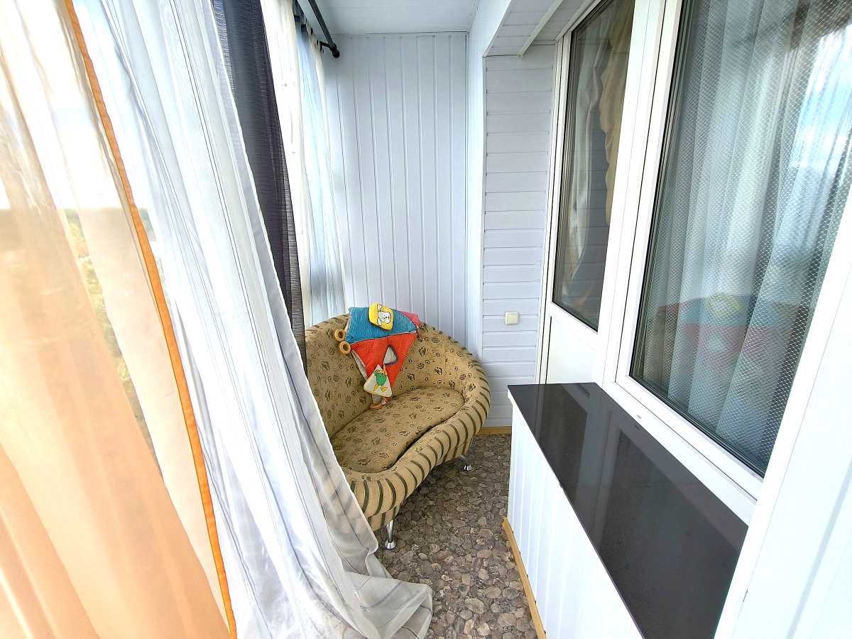 Продажа 2-комнатной квартиры 49.5 м², Комсомольська